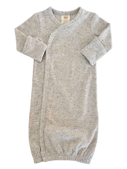 Heather Speckle / Gown: 0-3M