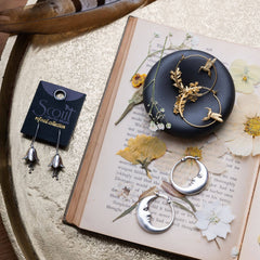 Refined Icon Earring - Moon Hoop/Silver