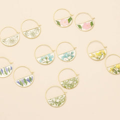 Pressed Flower Hoop Earring - Green Peppergrass/Gold