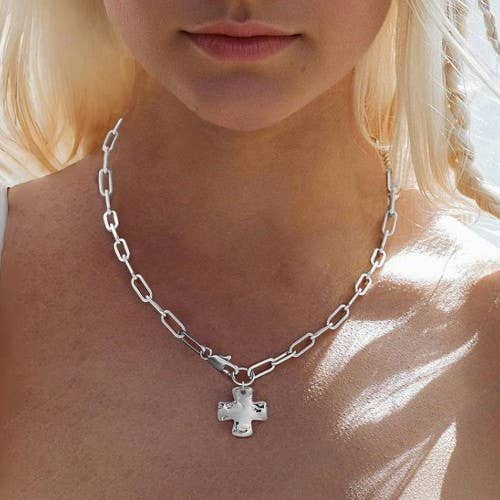 Hammered Cross Necklace | Silver