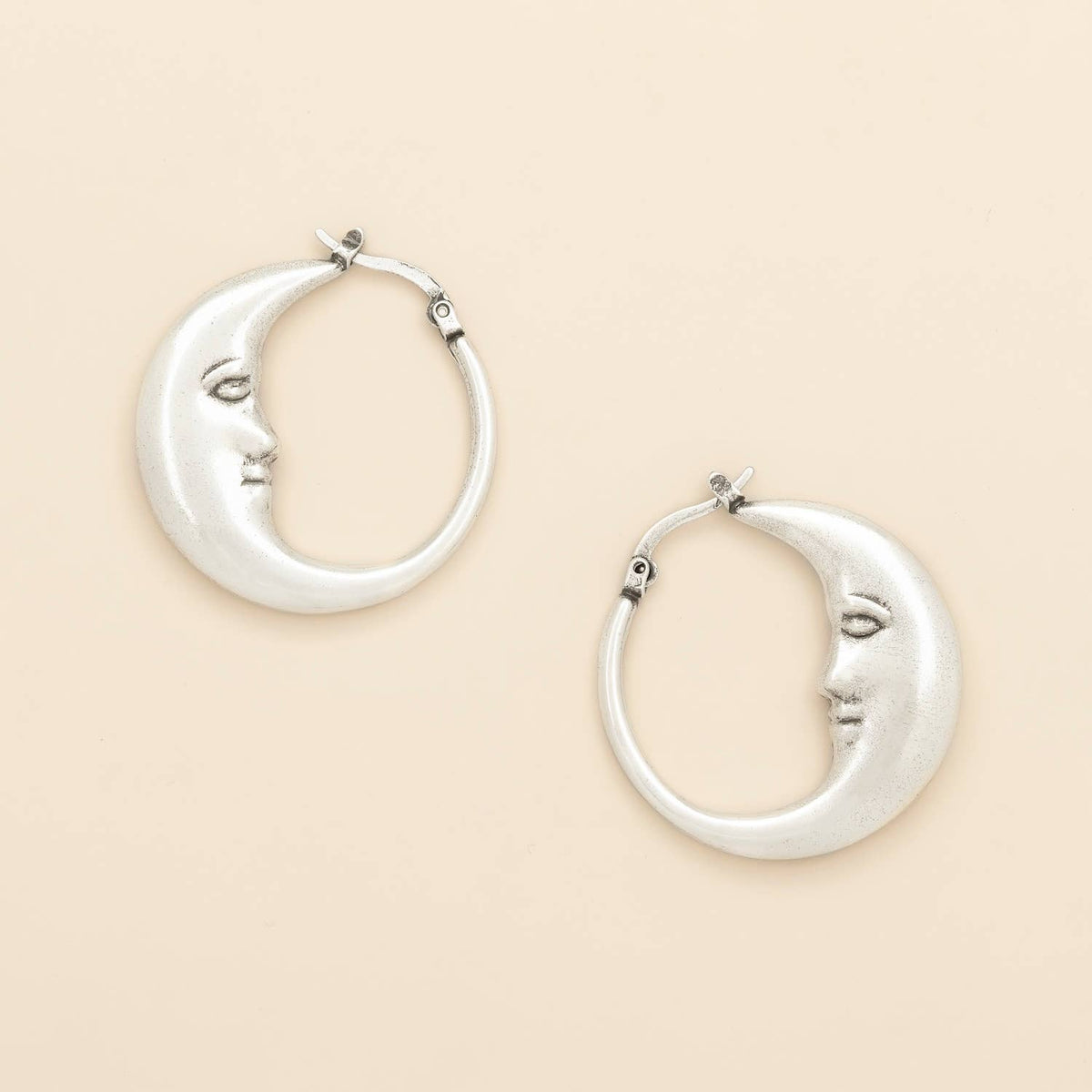Refined Icon Earring - Moon Hoop/Silver