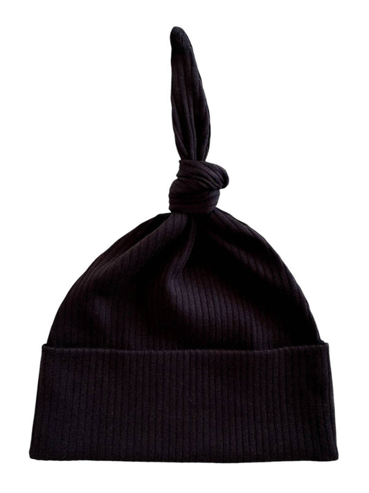 Black / Organic Ribbed Beanie: ONE SIZE
