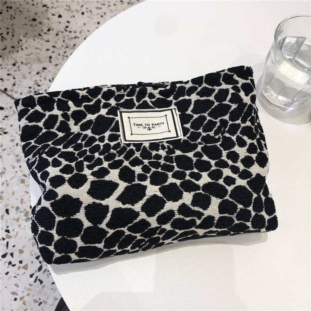 Leopard Print Large Capacity Makeup Bag (Black)