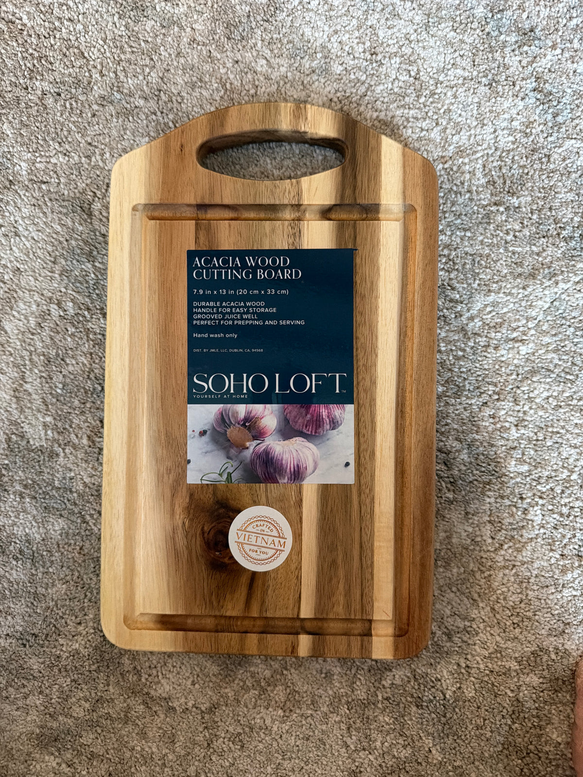 Small Acacia Wood Cutting Board