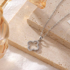 Tarnish Free Clover Necklace: Gold