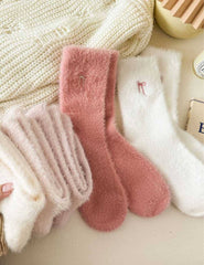 Winter Bow Embroidered Thick Plush Crew Socks DP25G601: Ivory / One Size