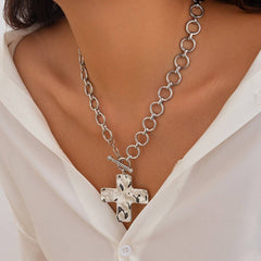 Hammered Cross Necklace | Silver
